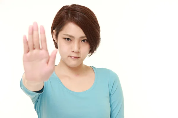 Νέα ιαπωνική γυναίκα στάση χειρονομία — Φωτογραφία Αρχείου