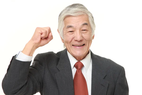 Pengusaha senior Jepang dalam pose kemenangan — Stok Foto