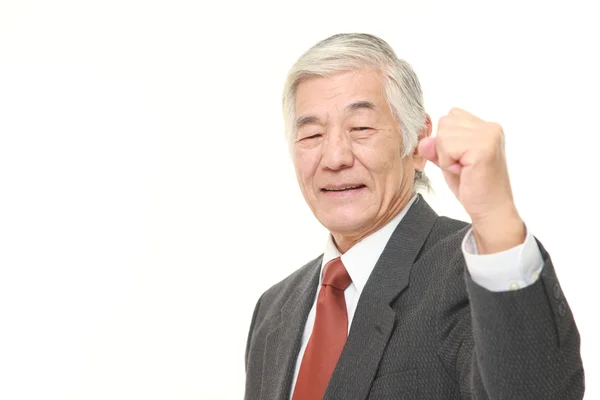 Empresário japonês sênior em uma pose de vitória — Fotografia de Stock