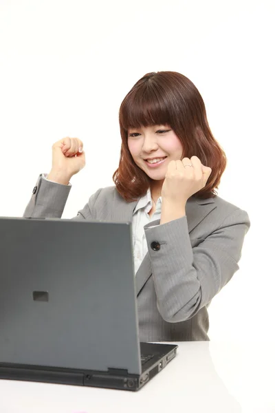 Young Japanese businesswoman pleased — Stock Photo, Image