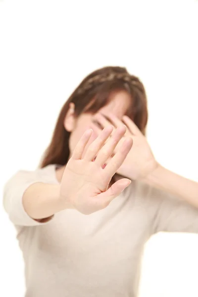 Jonge vrouw maken stop gebaar — Stockfoto