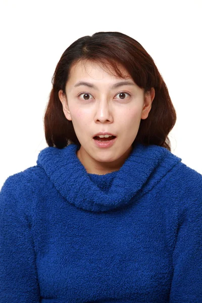 Asiatisk kvinna överraskning — Stockfoto