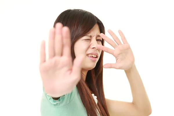 Joven japonesa mujer haciendo stop gesto —  Fotos de Stock