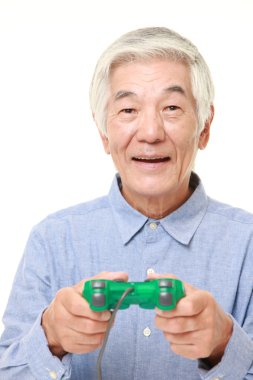 bir video oyunu zevk üst düzey Japon adam