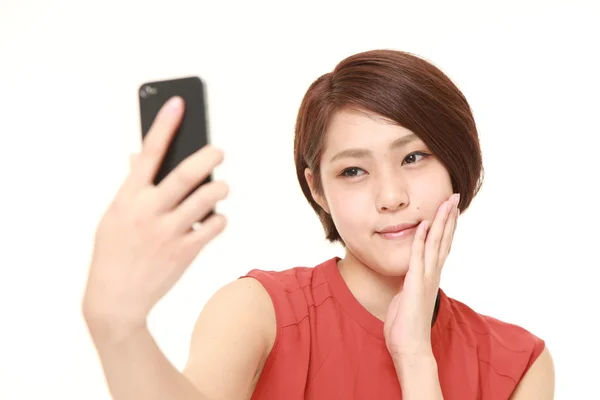 Japonská žena trvá selfie — Stock fotografie