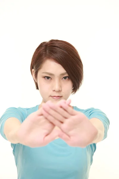 Jonge Japanse vrouw stop gebaar maken — Stockfoto