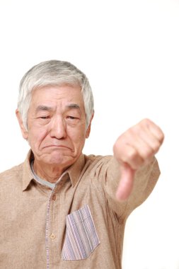 başparmak aşağı hareketi ile üst düzey Japon adam