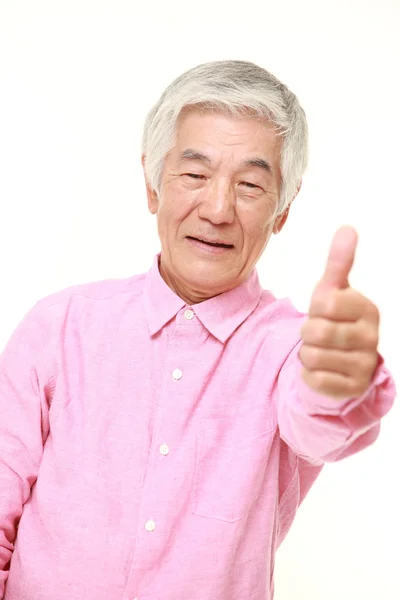 Senior japonais homme avec pouces vers le haut geste — Photo