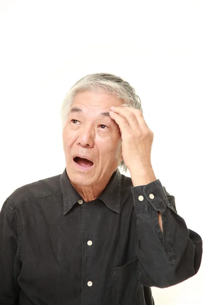 Starší japonský muž ztratil paměť — Stock fotografie
