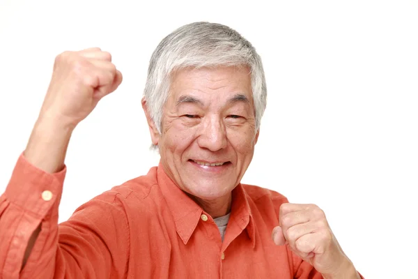 승리 포즈에서 수석 일본 남자 — 스톡 사진