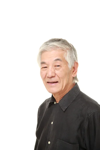 Iyi bir ruh hali içinde üst düzey Japon adam — Stok fotoğraf