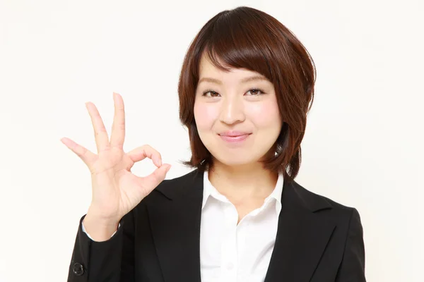 Japanska Business woman visar perfekt tecken — Stockfoto