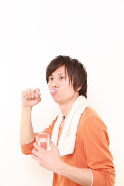 Adam diş fırçaları