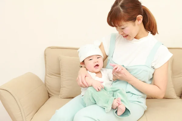 Mom and baby — Stock Photo, Image