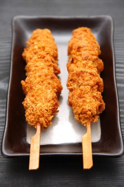 Japon tarzı Domuz pirzola Kushi Katsu