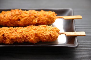 Japon tarzı Domuz pirzola Kushi Katsu