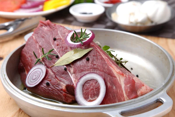 Fresh Raw Beef — Stock Photo, Image