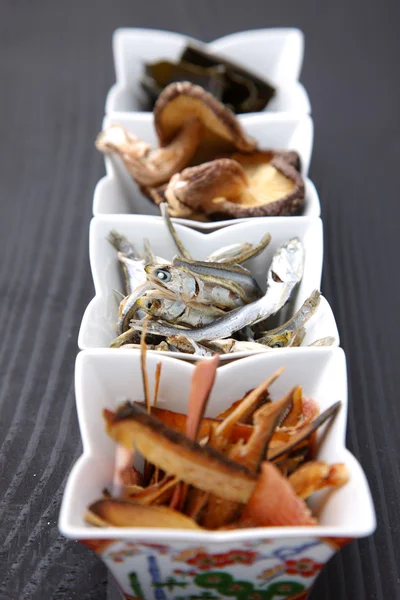 Typický sušené potraviny pro japonskou polévku skladem — Stock fotografie