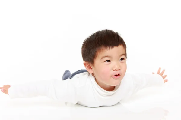 Japonés chico jugando avión — Foto de Stock