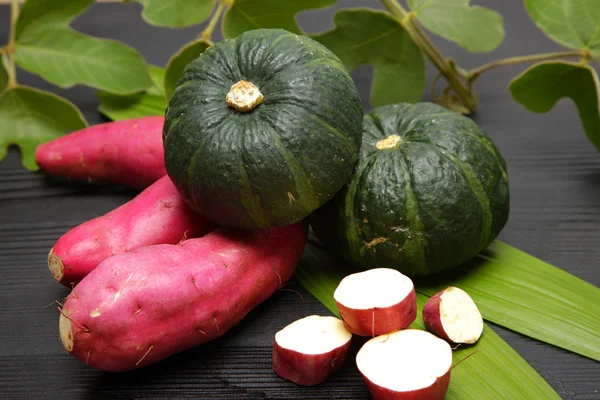 Calabaza verde y batata —  Fotos de Stock