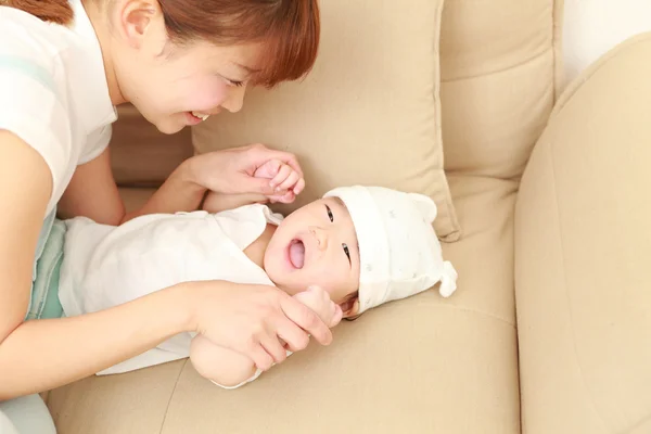 Mamá y bebé — Foto de Stock