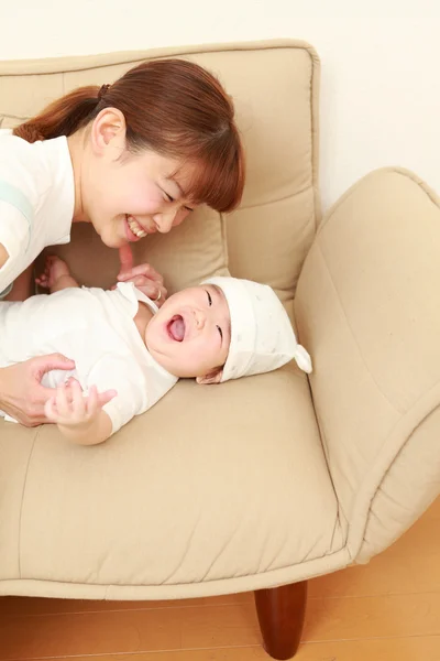 Mom and baby — Stock Photo, Image