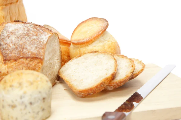 Cutting bread — Stock Photo, Image