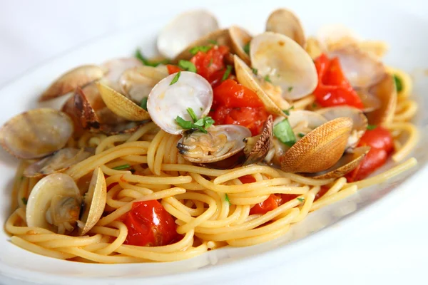 Spaghetti alle vongole — Stock Photo, Image