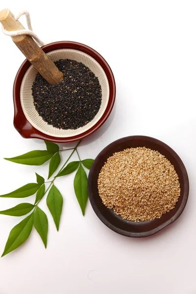 Black sesame and white sesame — Stock Photo, Image