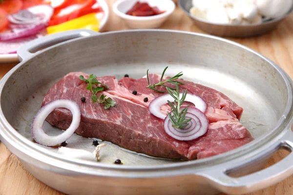 Fresh Raw Beef — Stock Photo, Image