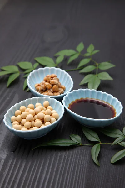 Alimentos procesados tradicionales de soja de Japón — Foto de Stock