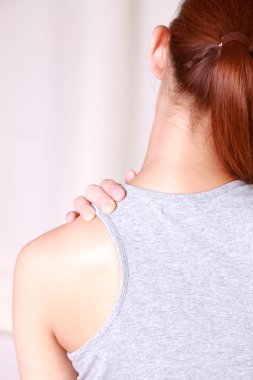 Kendi kendine masaj omuz