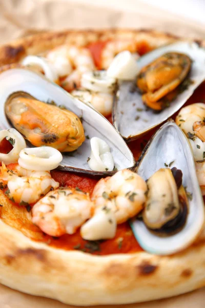 Pizza pescatore — Stock Photo, Image