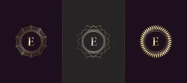 Golden Emblem Letter Luxury Decoration Initial Logo Icon Set Elegance — Vector de stoc