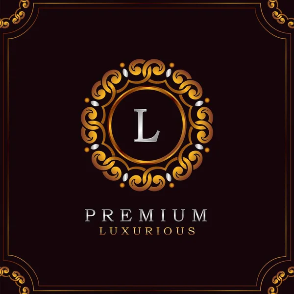 Golden Premium Luxury Mandala Badge Letter Logo Design Elegance Ornate — Stock Vector