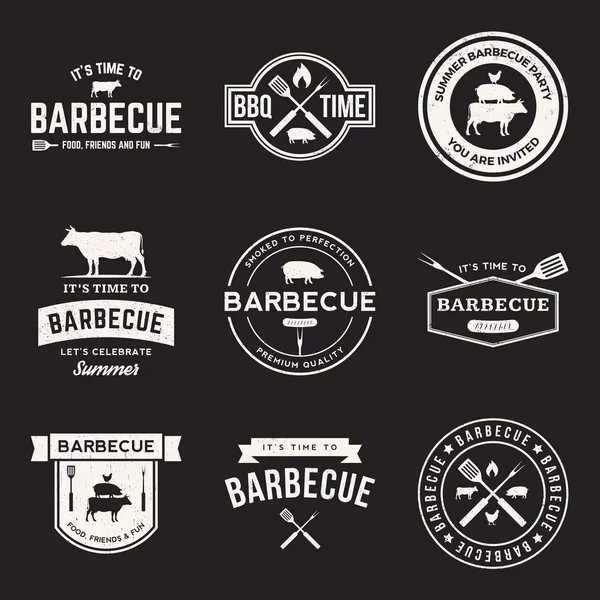 Barbecue badge op zwart — Stockvector