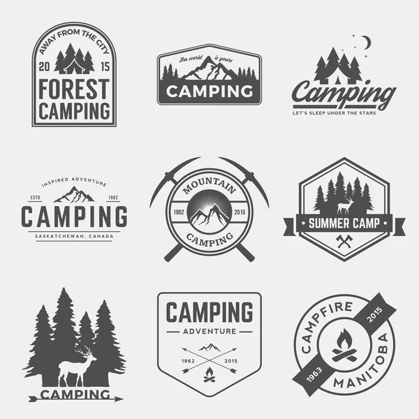 Vektor-Set von Vintage-Logos für Camping und Outdoor-Abenteuer — Stockvektor