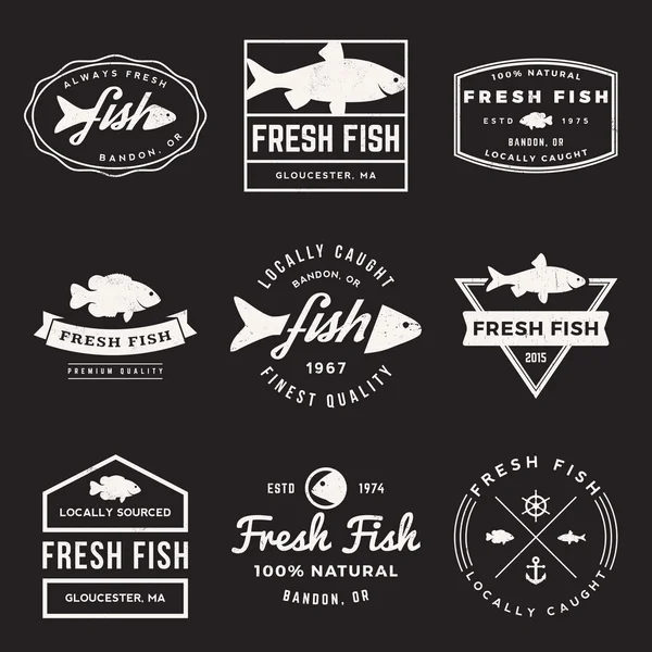 Conjunto vectorial de etiquetas de pescado fresco — Vector de stock