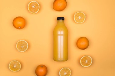 Portakal suyu, portakal suyuna yakın plan.