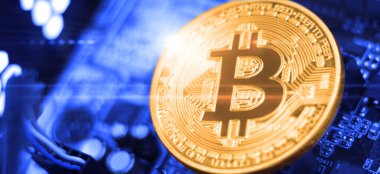 Kripto para birimi konsepti. Bitcoin döviz kurlarındaki eğilimler. Bitcoin 'in yükselişi ve düşüşü.