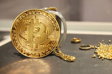 Kripto para birimi konsepti. Bitcoin döviz kurlarındaki eğilimler. Bitcoin 'in yükselişi ve düşüşü.