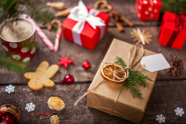 Confezione Regalo Carta Regalo Con Nastro Raso Buon Natale Concetto — Foto Stock