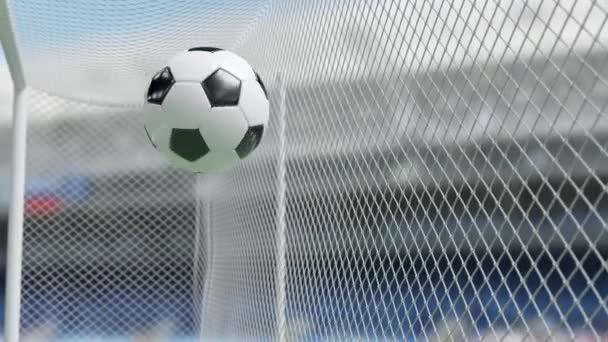 ゴールの網のサッカーボール サッカーの概念 3Dアニメーション — ストック動画