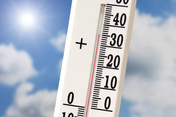 Quecksilberthermometer Sommerhitze Oder Klimaschutzkonzept Der Erderwärmung — Stockfoto