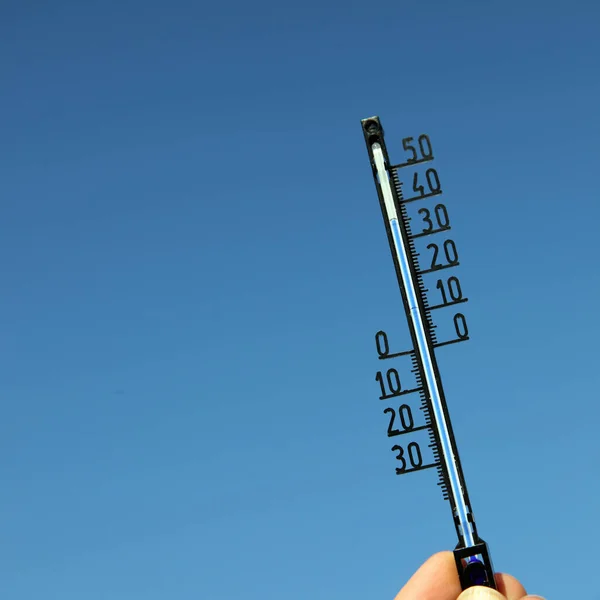 Kwikthermometer Zomerse Warmte Klimaatveranderingsconcept — Stockfoto