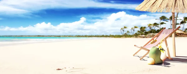 Піщаний Тропічний Пляж Літніми Напоями Походження — стокове фото
