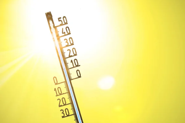 Kwikthermometer Zomerse Warmte Klimaatveranderingsconcept — Stockfoto