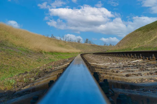 Bend Railway Rails Sleepers Nature Blue Sky Green Grass — Zdjęcie stockowe