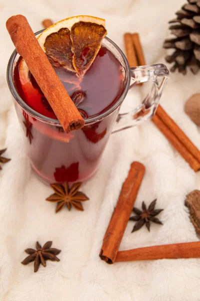 Vinho Quente Natal Feliz Natal Copo Vinho Quente Com Canela — Fotografia de Stock