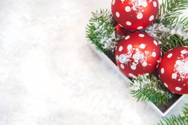 Mutlu Noeller ve mutlu yıllar, tebrik kartı geçmişi. Seçici odaklanma. Tatiller